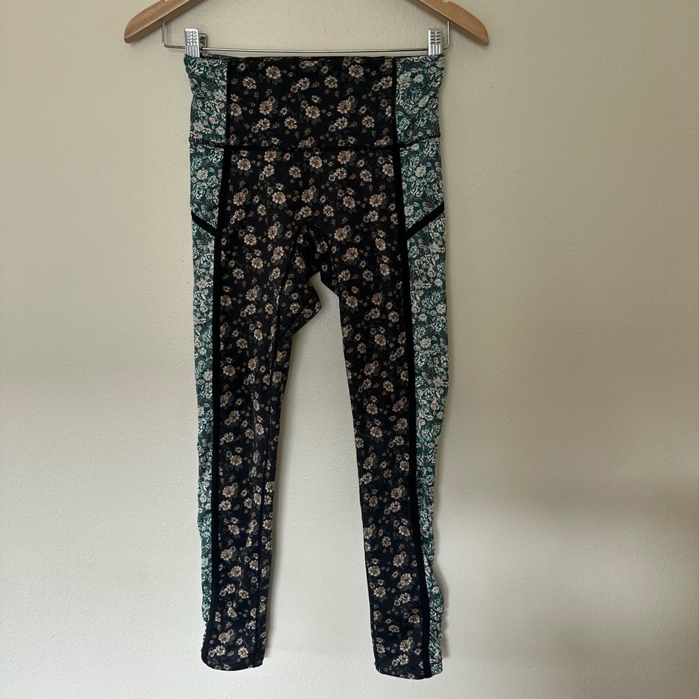 FREE‎ PEOPLE MOVEMENT Size XS High-Rise 7/8 You're A Peach Leggings